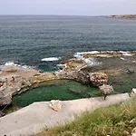 Luxurious With Sea View! *