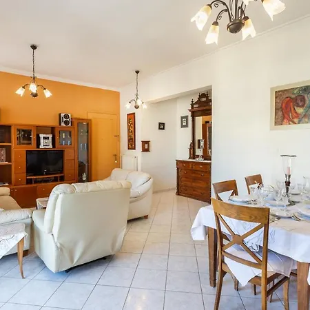 Luxurious With Sea View! アパート *