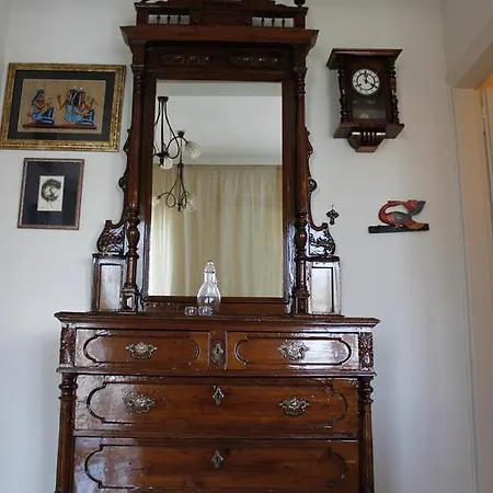 Luxurious With Sea View!