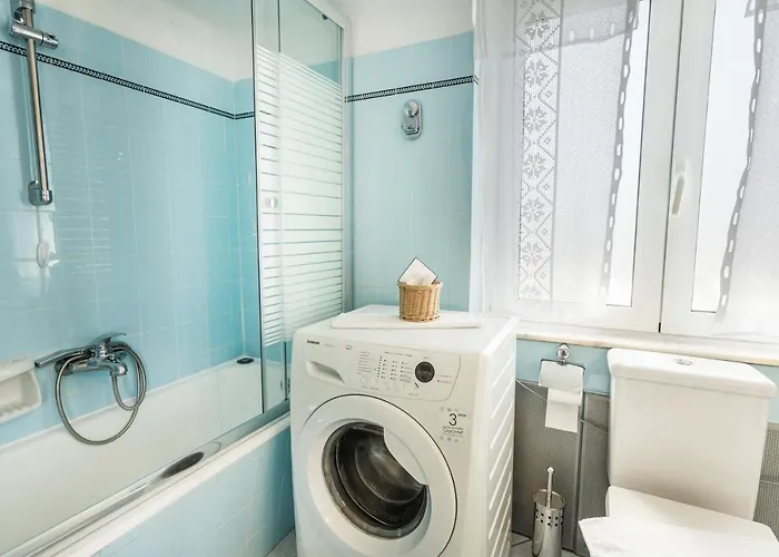 Luxurious With Sea View! *